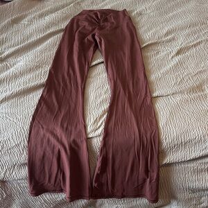 Aerie Offline Flared Pants in Maroon Size S